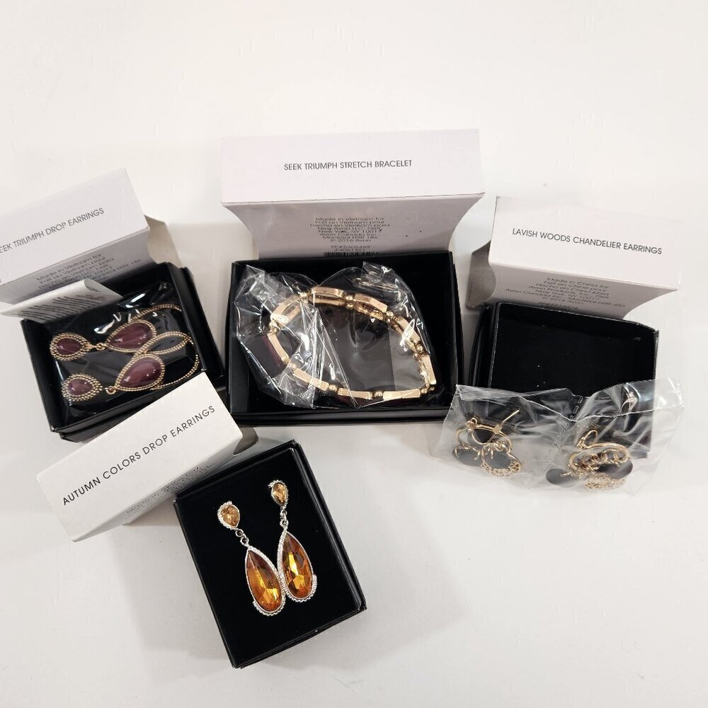 Avon Jewelry Bundle Seek Triumph Lavish Woods Autumn Colors Earrings Bracelet